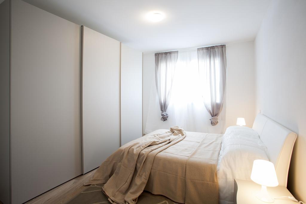 Santa Sofia Apartments Падуя Номер фото